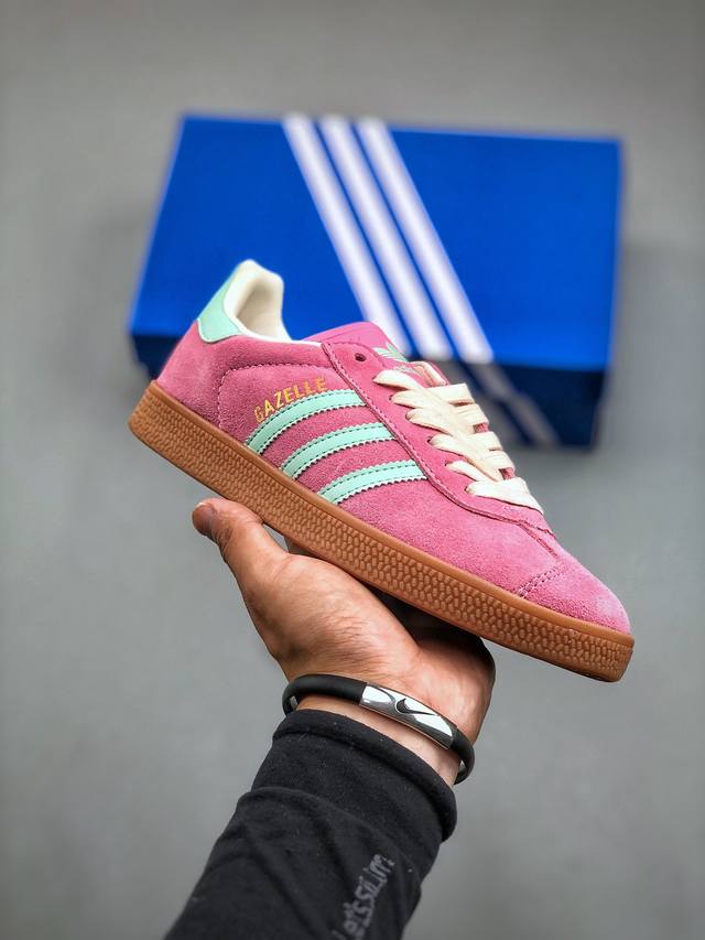 Adidas Originals Gazelle 90 羚羊90复刻版系列复古百搭德训风低帮休闲运动板鞋“翻毛玫粉浅薄荷” 货号：Ih5015 尺码：35-45