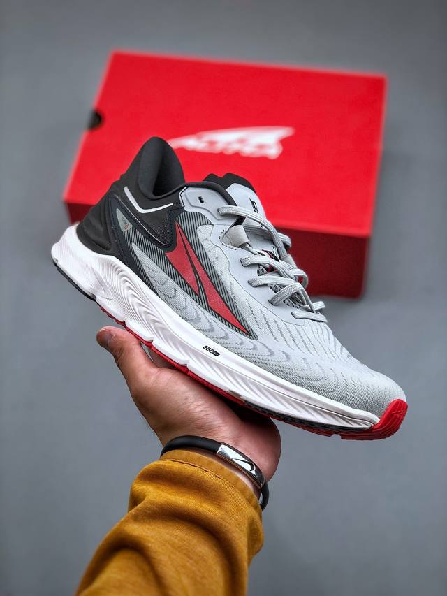 Altra Torin 6.0系列 创新越野跑鞋 Balanced Cushioning自然的缓冲平衡、Footshape契合脚型的鞋楦设计、Hit5Her真正