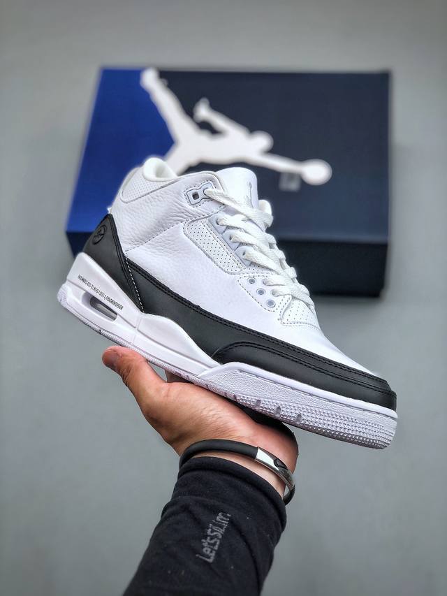 Fragment Design X Air Jordan 3 藤原浩 闪电联名 Aj3 乔丹3代 Aj3 乔3 藤原浩闪电 乔丹篮球鞋系列 整鞋以经典百搭的黑白