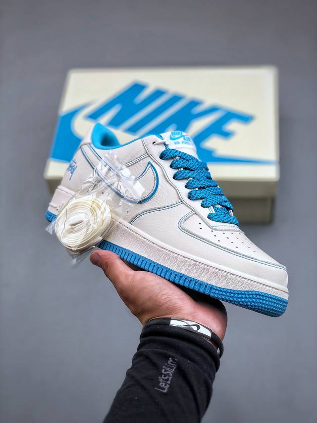 Stussyx Nike Air Force 1 Low 斯图西联名 米浅蓝反光空军一号低帮休闲板鞋 客供高亮3M反光 定制皮料 折边针车 工艺难度大 原楦头原