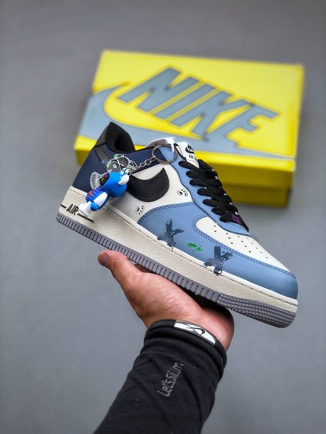 Nike Air Force 1'07 Low Lonely Bear “孤独熊”空军一号低帮休闲板鞋 货号：Xc2351-222 儿时的布偶玩伴 独生家庭谁还