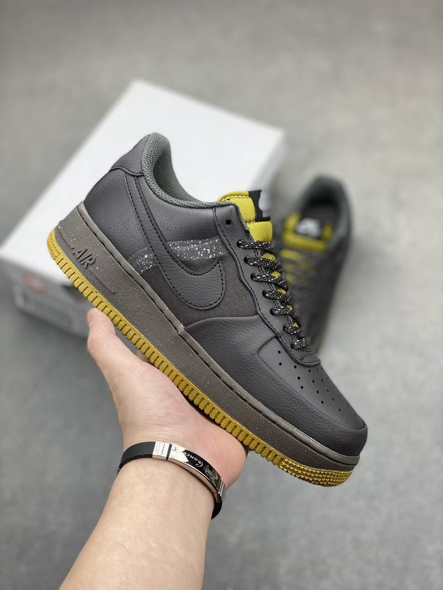 Nike Air Force 1 '07 Low “空军一号 低帮 运动鞋 休闲鞋 折边针车 工艺难度大 原楦头原纸板 原装鞋盒 定制五金配件 内置全掌气垫 原