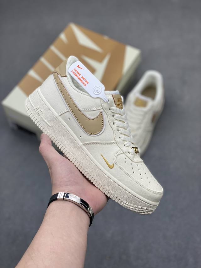 官方同步发售 公司级 Nike Air Force 1 '07 米棕 布面空军一号低帮休闲板鞋 3M炫彩反光 进口牛筋布 原楦头原纸板 纯正空军版型 定制鞋盒