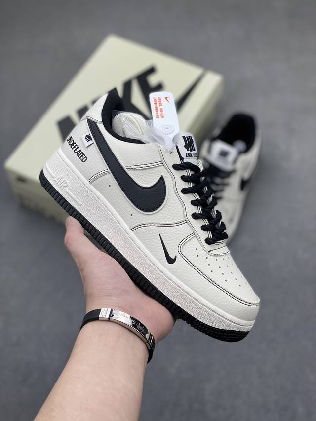 高端定制 洛杉矶潮牌店限量发售 公司级 Undefeated X Nike Air Force 1 Low米黑 麻绳 空军一号低帮休闲板鞋 定制皮料 原装定制鞋