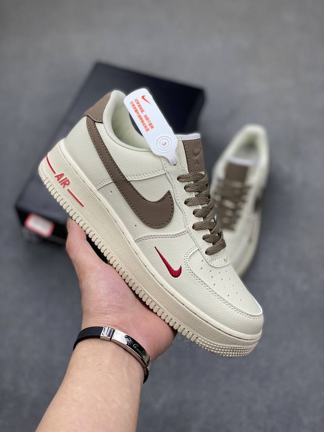 超级福利长期补货 特价 nike Air Force 1 Low Id 空军一号 经典低帮“奶白浅褐咖啡勾” #原楦头原纸板 打造最纯正空军版型 #专注外贸渠道