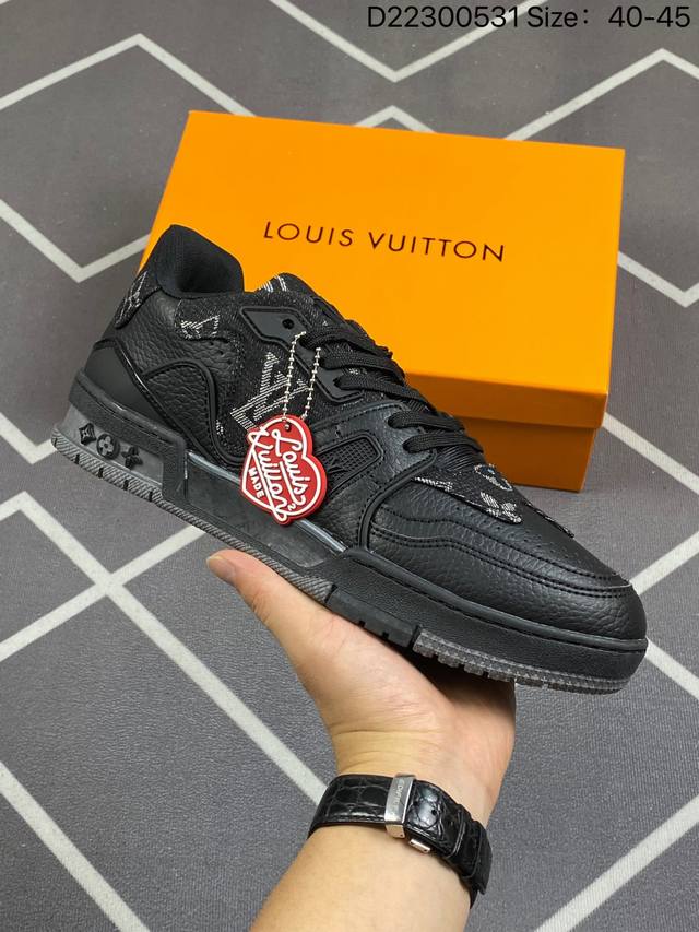 Louis Vuitton Trainer Lv 路易威登文化百搭篮球板鞋 d22300531 Size：40-45