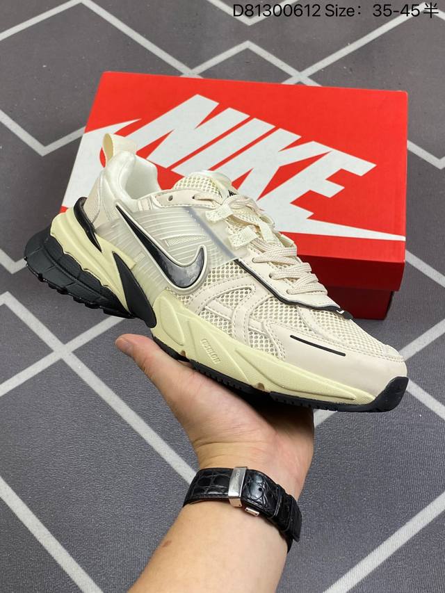 Nike V2K Run 耐克 低帮 黑银闪电 赛博朋克手绘未来小众防滑耐磨低邦休闲跑步鞋 该定制版球鞋选用原鞋款为nike V2K Runb，该定制球鞋通过手