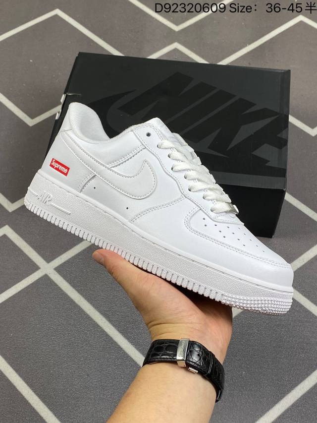 Nike Air Force 1 Low Supreme联名 原楦头原纸板 打造纯正空军版型 专注外贸渠道 全掌内置蜂窝气垫 原盒配件 原厂中底钢印、拉帮完美