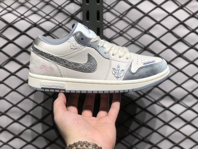 放店 air Jordan 1 Low 乔丹篮球鞋男女潮流板鞋 货号：553560 053 尺码：35.5 36 36.5 37.5 38 38.5 39 40