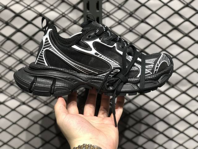 放店 balenciaga Phantom Sneaker 巴黎世家 巴黎世家3Xl全新十代潮流跑鞋 增加全新设计 在延续 Track Trainer 户外轮廓