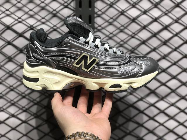 放店 新百伦 Nb New Balance 系列复古老爹风网布跑步休闲运动鞋 小众老爹鞋 New Balance Nb系列鞋款最早风靡于 0 年初的时候，浓浓复