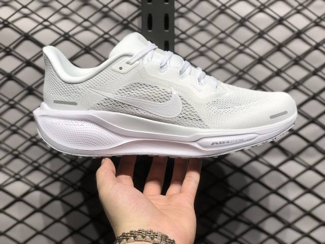 放店 nike Air Zoom Pegasus 41 登月跑鞋 登月41代超轻网面跑步鞋 脚跟区域营造出色舒适度，而在鞋底部分，搭载全掌型zoom Air配置