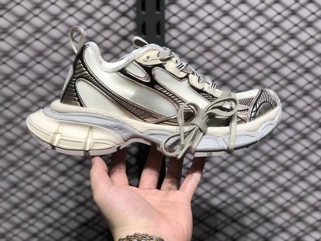 放店 balenciaga Phantom Sneaker 巴黎世家 巴黎世家3Xl全新十代潮流跑鞋 增加全新设计 在延续 Track Trainer 户外轮廓