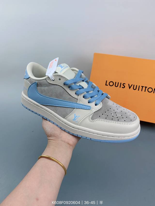 Travis Scott X Fragment Design X Jordan Air Jordan 1 Low Og Sp Lv联名 “蔚蓝猪八” 多方联名合