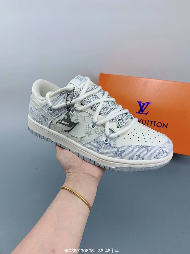 Nike Sb Dunk Low“Lv联名 蓝牛仔印花” 周年高端定制 低帮休闲板鞋 定制鞋盒 大厂纯原品质出货 超高清洁度 皮料切割干净无任何毛边 细节完美