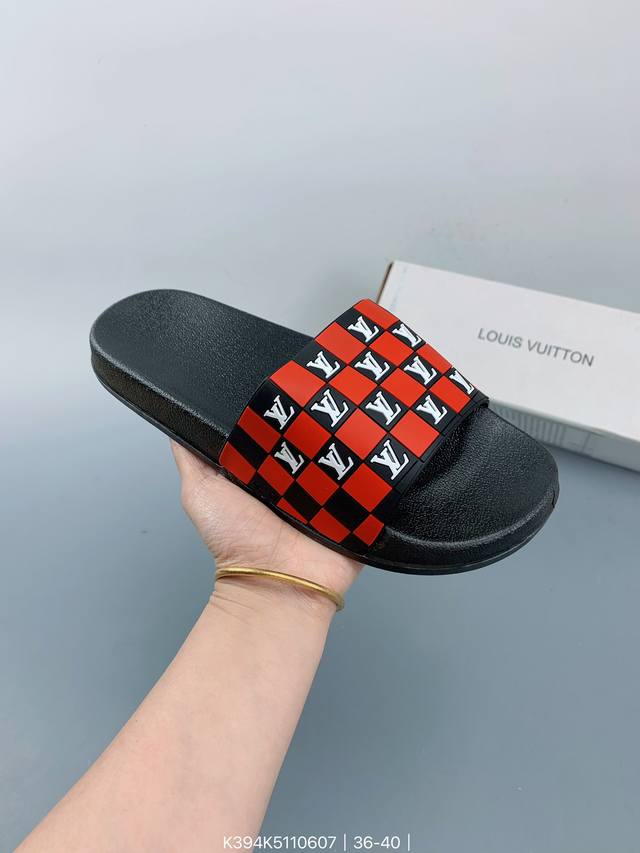 Louis Vuitton 法国奢侈品牌louis Vuitton Waterfront Mule Slides Maxi Der 海滩系列泳池沙滩风防水穿搭舒