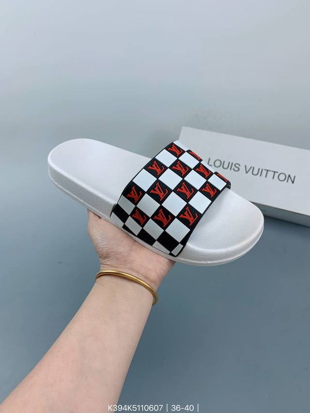 Louis Vuitton 法国奢侈品牌louis Vuitton Waterfront Mule Slides Maxi Der 海滩系列泳池沙滩风防水穿搭舒