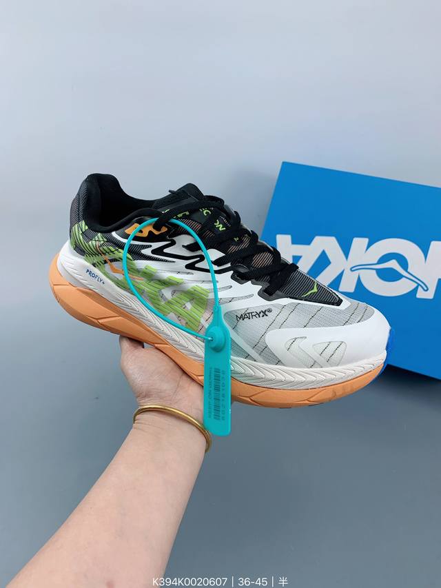 Hoka M Ana Capaz Low Gtx 低帮专业越野跑步鞋 实拍首发 粗矿型的鞋身上脚特别修饰腿型 经典的胖鱼头鞋型 超高颜值 厚重皮质与热压鞋身质感