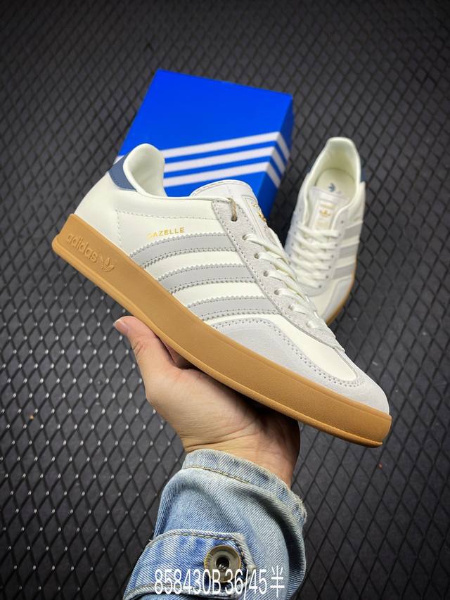 阿迪达斯 Adidas Originals Gazelle Indoor 三叶草休闲防滑耐磨低帮板鞋 鞋头出色设计 塑就出众贴合感 稳固的后跟贴合足部曲线设计