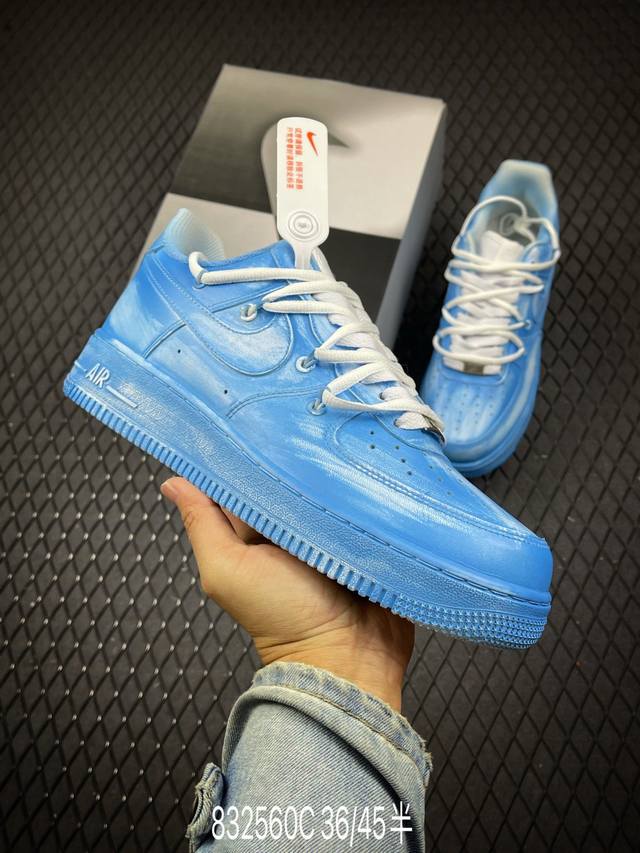 Nk Air Force 1'07 Low 扎染蓝 空军一号低帮休闲板鞋 Yy2024-929 #配色用蓝色铺色，运用粉刷手法，作出渐变艺术效果，再加上双鞋带，