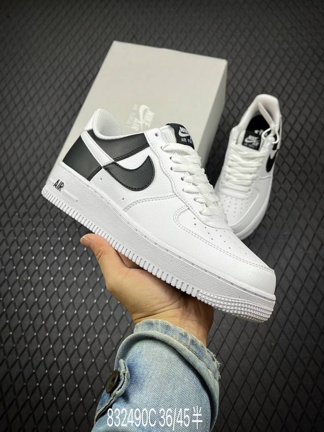 耐克nike Air Force 1 Low 空军一号低帮百搭休闲运动板鞋。柔软、弹性十足的缓震性能和出色的中底设计，横跨复古与现代的外型结合，造就出风靡全球三