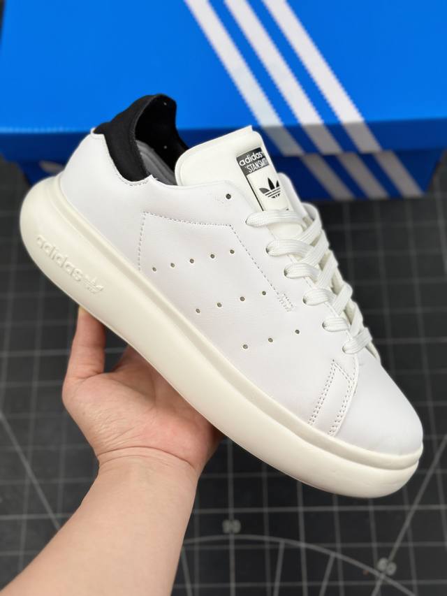 本地 核心私 adidas Originals Stan Smith Pf史密斯面包版系列 松糕经典厚底板鞋 此次全新鞋型选择 Originals 最经典的 S