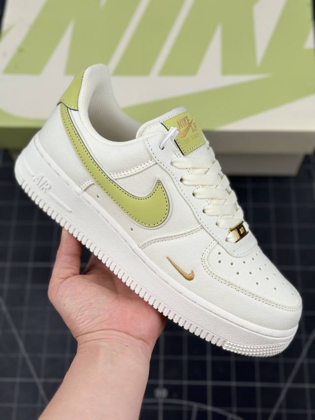 本地 核心私 公司级 Nike Air Force 1 '07 青苹果配色 布面空军一号低帮休闲板鞋 3M炫彩反光 进口牛筋布 原楦头原纸板 纯正空军版型 定制