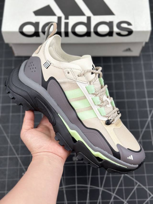 本地 核心私 adidas Citywowlk Mt阿迪经典透气时尚运动鞋 鞋款为活力运动设计 力求让城市旅程充满乐趣 别致鞋面旨在带来舒爽脚感 lightst