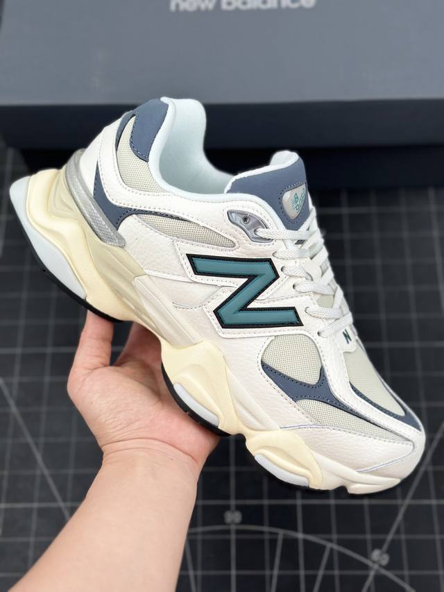 本地 核心私 公司级joe Freshgoods X New Balance nb9060 联名款 复古休闲运动慢跑鞋 鞋款灵感源自设计师本人对夏日的怀日回忆。