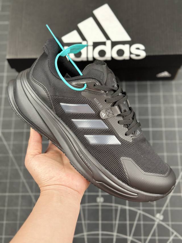 本地 核心私 阿迪达斯 Adidas Supernova Rise 马拉松专业赛事休闲运动跑步鞋 编织网布极强透气性 鞋面底部是一圈点胶 提升包裹感 掌跟差有1