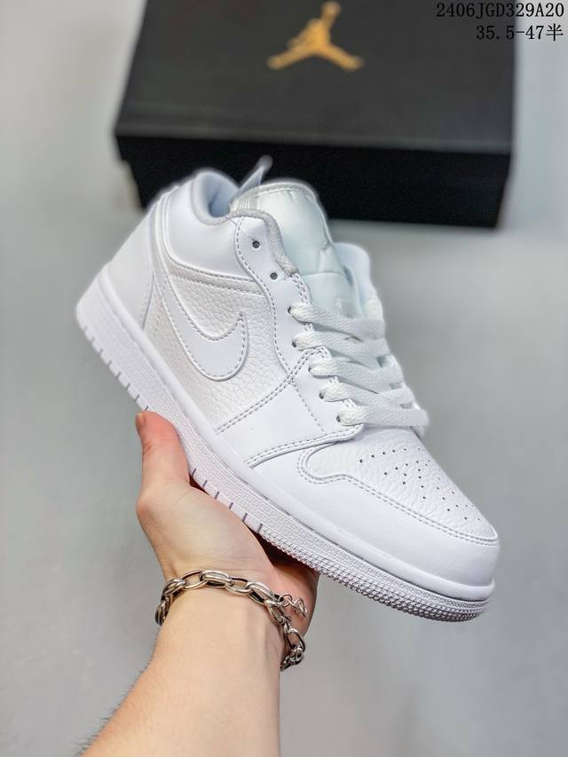 公司级 耐克nike Air Jordan 1 Mid“ Aj1 乔1代 乔丹一代低帮经典复古文化休闲运动篮球鞋采用荔枝纹头层皮与牛剖革鞋面材质#中底注胶孔内置