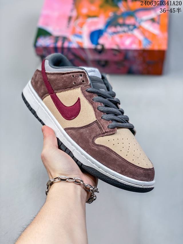 真标带半码 耐克nike Sb Dunk Low 扣篮系列复古低帮休闲运动滑板板鞋。采用脚感柔软舒适zoomair气垫，有效吸收滑板等极限运动在落地时带来的冲击