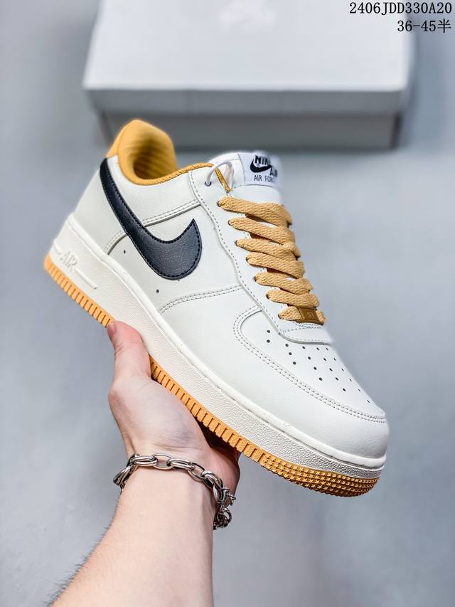 公司级带半码 耐克nike Air Force 1 Low 空军一号低帮休闲板鞋 打造纯正空军版型#专注外贸渠道 全掌内置蜂窝气垫 #原盒配件 原厂中底钢印、拉