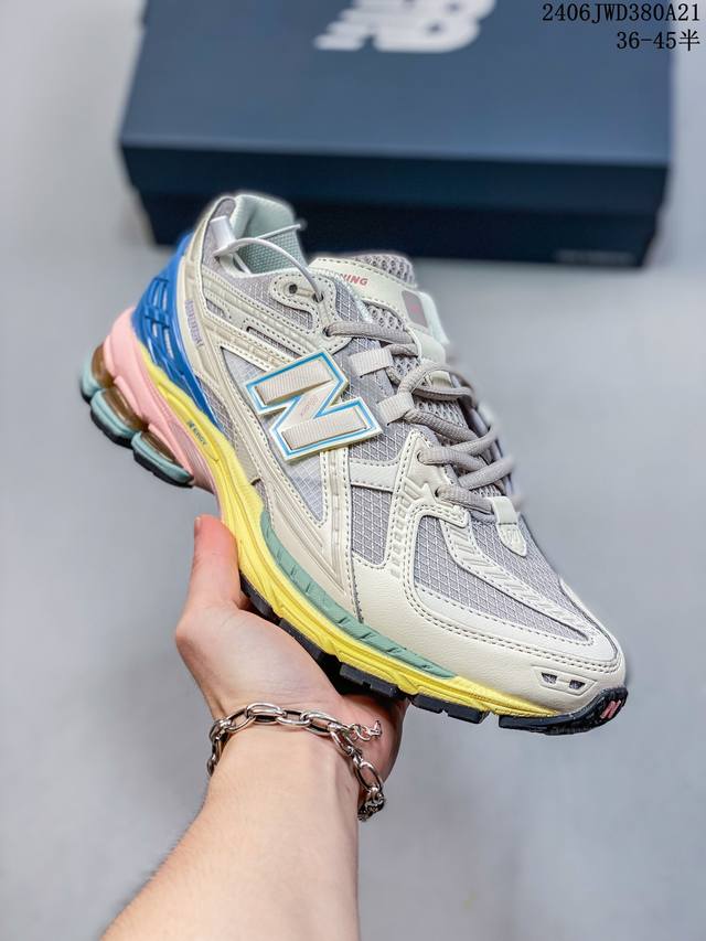 Nb 新百伦 New Balance Ml860 V2 系列复古老爹风休闲运动慢跑。采用丝光猪巴皮革拼接透气网眼织物鞋面t-Beam大底提供足步弓支撑，保持步态