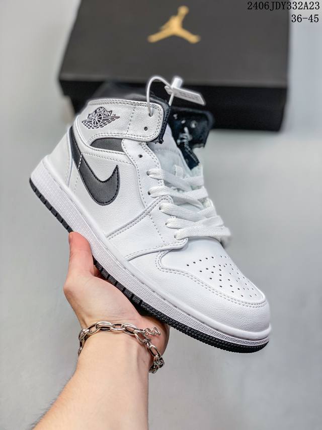 耐克nike Air Jordan 1 Mid“ Aj1 乔1代 乔丹一代低帮经典复古文化休闲运动篮球鞋采用荔枝纹头层皮与牛剖革鞋面材质#中底注胶孔内置真sol