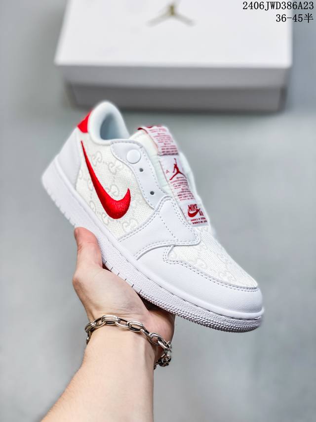 真标耐克nike Ebernon Low Prem 休闲运动板鞋 低帮百搭透气休闲运动板鞋，经典耐用的设计，兼顾舒适脚感和出众风范，演绎匠心之作。结构性的支撑贴