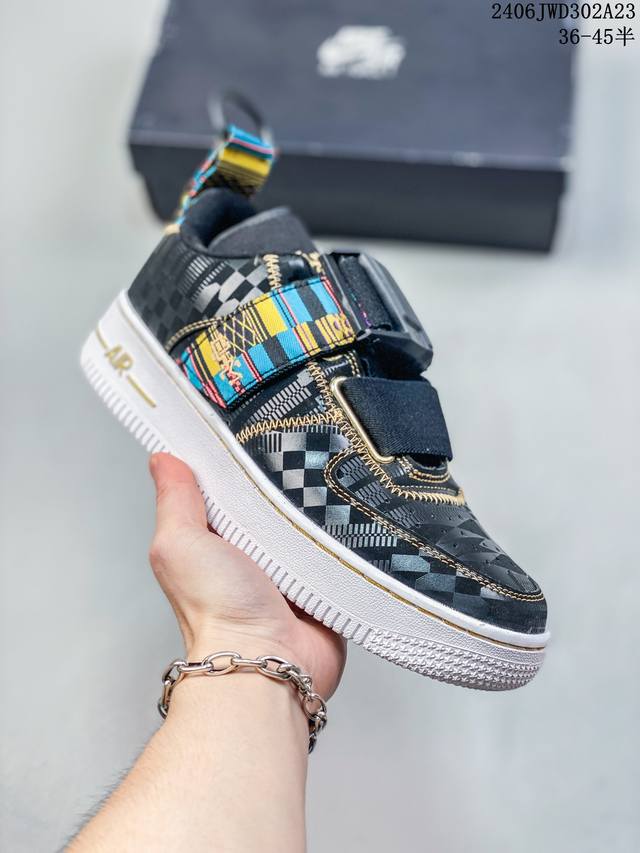 公司级耐克nike Air Force 1 Low 空军一号低帮百搭休闲运动板鞋。柔软、弹性十足的缓震性能和出色的中底设计，横跨复古与现代的外型结合，造就出风靡