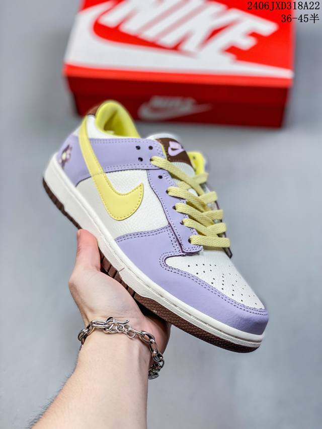 真标带半码 耐克nike Sb Dunk Low 扣篮系列复古低帮休闲运动滑板板鞋。采用脚感柔软舒适zoomair气垫，有效吸收滑板等极限运动在落地时带来的冲击