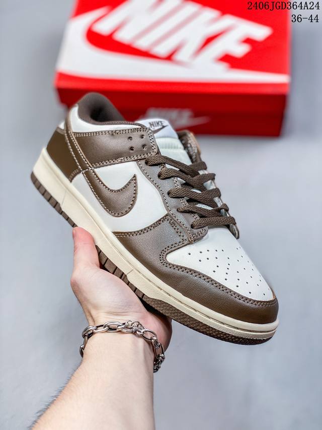 真标带半码 耐克nike Sb Dunk Low 扣篮系列复古低帮休闲运动滑板板鞋。采用脚感柔软舒适zoomair气垫，有效吸收滑板等极限运动在落地时带来的冲击