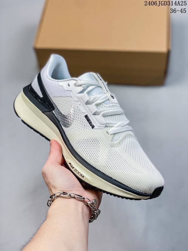 Nike Air Zoom Structure 登月 25代 网面透气跑鞋 官方一比一制作 纯原版本 原装组合大底 采用透气网眼鞋面搭配外翻式鞋口，为脚跟区域营