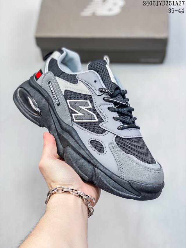 New Balance 新百伦 新款拼色舒适新款 原档案开发开发纸版楦型，原装4层组合独立私模大底长青之王”荣耀回归透气飞织鞋面 缓震高弹大低nb新百伦new