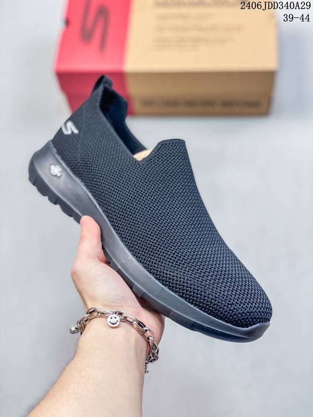 Skechers斯凯奇2024年男一脚蹬健步鞋轻盈缓震休闲运动尺码39-44 06Jdd340A29