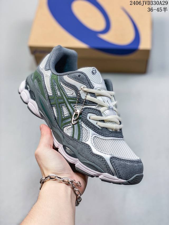 公司级asics Gel-Nyc 复古单品 Asics亚瑟士宣布推出全新鞋款gel-Nyc,其设计灵感来源于gel-Nimbus 3,Gel-Mc Plus V