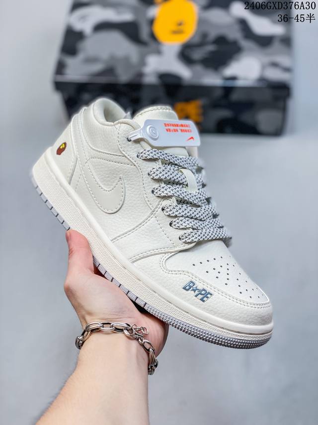 公司级 Nike Sb Dunk Low“Supreme联名 米黑帆布” 周年高端定制 低帮休闲板鞋 定制鞋盒 大厂纯原品质出货 超高清洁度 皮料切割干净无任何