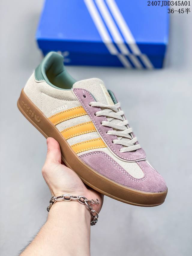 Bad Bunny X Ad Gazelle Indoor Trainers Benito 羚羊内训系列低帮复古百搭休闲运动德训风板鞋“联名白黑浅灰变形鞋头”I