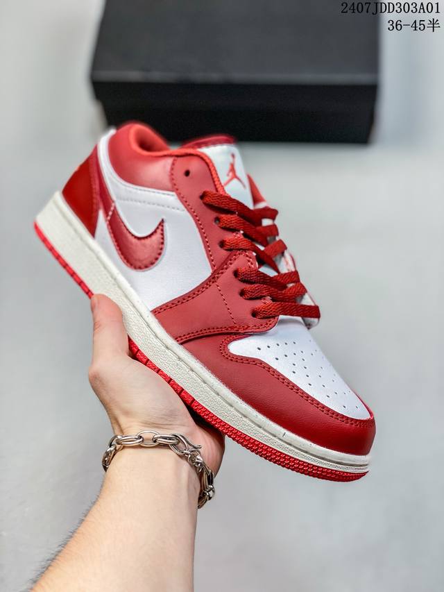 联乘当红说唱歌手 特拉维斯 斯科特travis Scott X Nike Air Jordan 1 Retro Low Og Cactus Jack Aj1乔丹