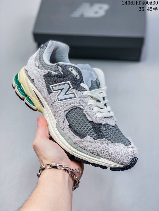 新百伦 Nb 联名 新鞋型看起来太诱人，芝加哥街头文化品牌 Jf Joe Freshgoods X Nb新百伦new Balance 990V3 “Outsid