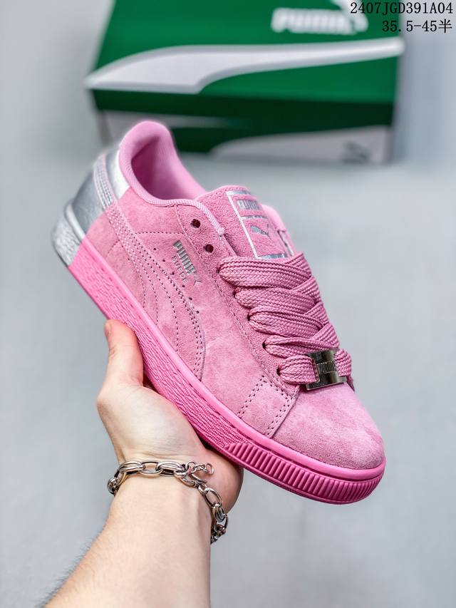 Puma Suede Dance Crew 绒面革 舒适百搭 耐磨 低帮 板鞋 磨毛鞋面富有质感，上脚自带复古范鞋跟外侧凹凸纹理设计提升造型感鞋舌扁形鞋带紧密贴