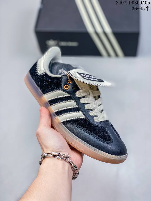 真标阿迪达斯三叶草adidas Originals Samba Vegan Og桑巴舞系列 绅士德训足球风百搭低帮休闲运动板鞋 货号: Id6024 米棕黑 焦