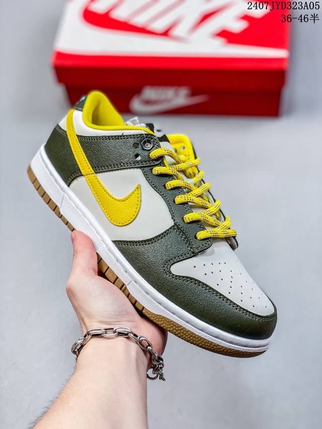 公司带半码 耐克nike Sb Dunk Low 扣篮系列复古低帮休闲运动滑板板鞋。采用脚感柔软舒适zoomair气垫，有效吸收滑板等极限运动在落地时带来的冲击